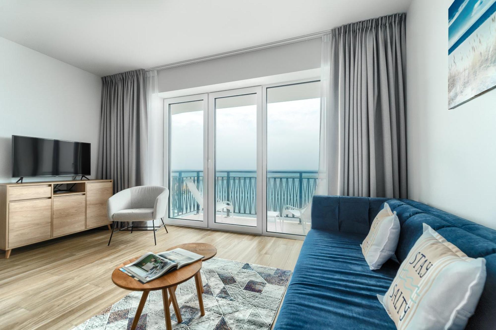Apartamenty Marina Z Widokiem Na Morze Darlowko Exterior foto