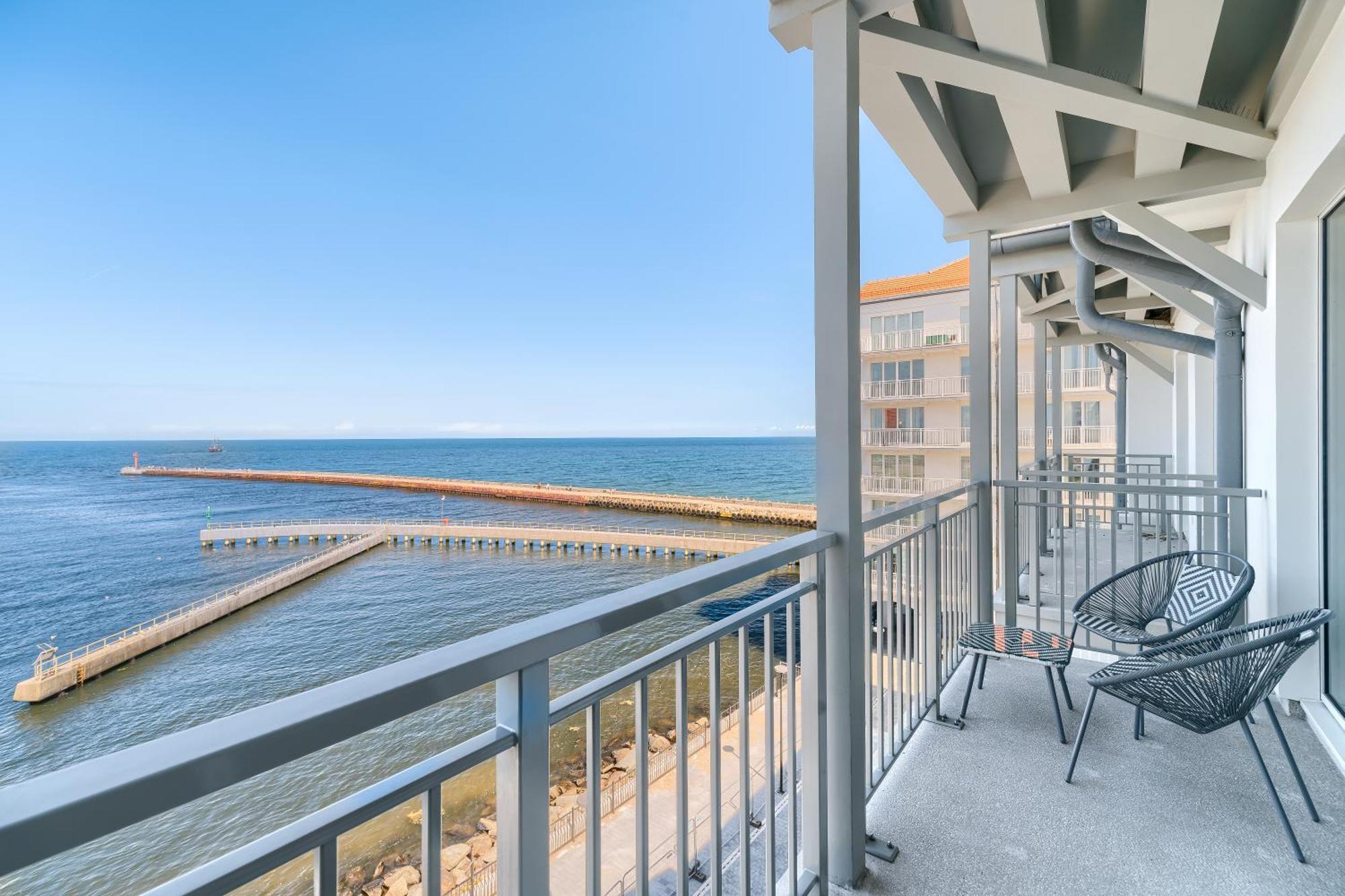 Apartamenty Marina Z Widokiem Na Morze Darlowko Exterior foto